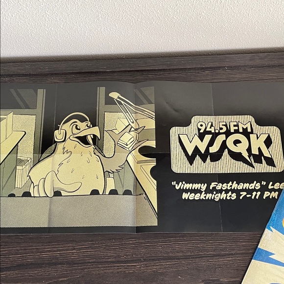 Stranger Things Vinyl Record WSQK Collection - Picture 6 of 7